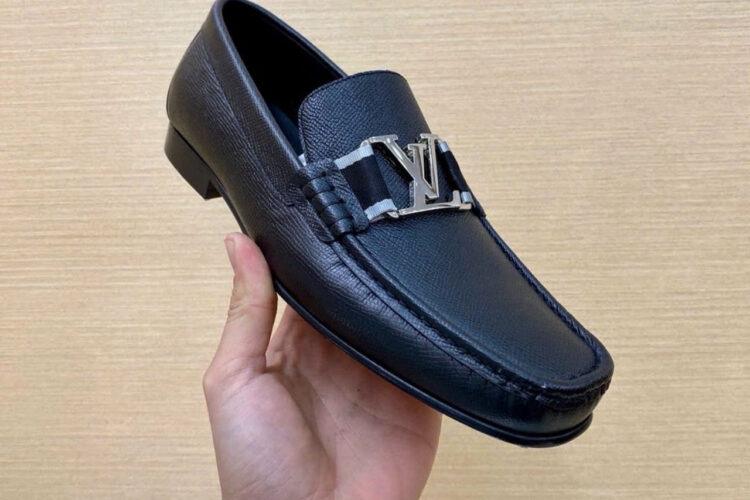 Giày Lười LV Montaigne Loafer Black Taiga Leather Màu Đen