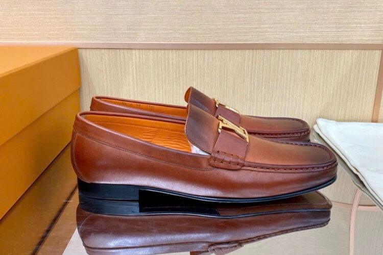 Giày Lười LV Montaigne Loafer Cognac Waxed Leather