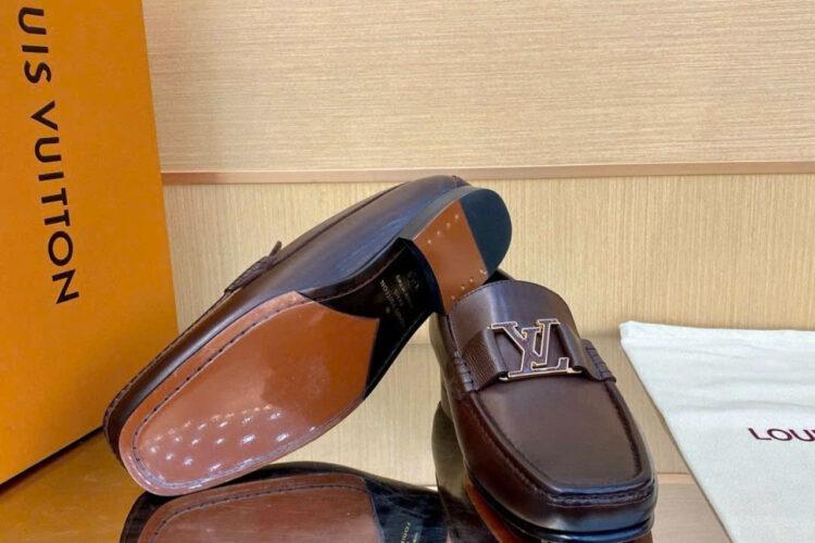 Giày Lười LV Montaigne Loafer Mocha Leather Màu Nâu