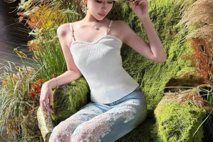 Qu§n Jean Ermanno Scervino Floral Lace Jeans in Blue