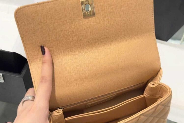 Túi CN Coco 9.5 Top Handle Bag Dark Beige Caviar Size 24 Màu Be