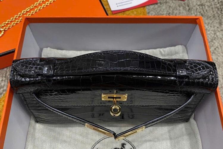 Túi Hermes Kelly Pochette 22 Noir Shiny Alligator GHW May Tay