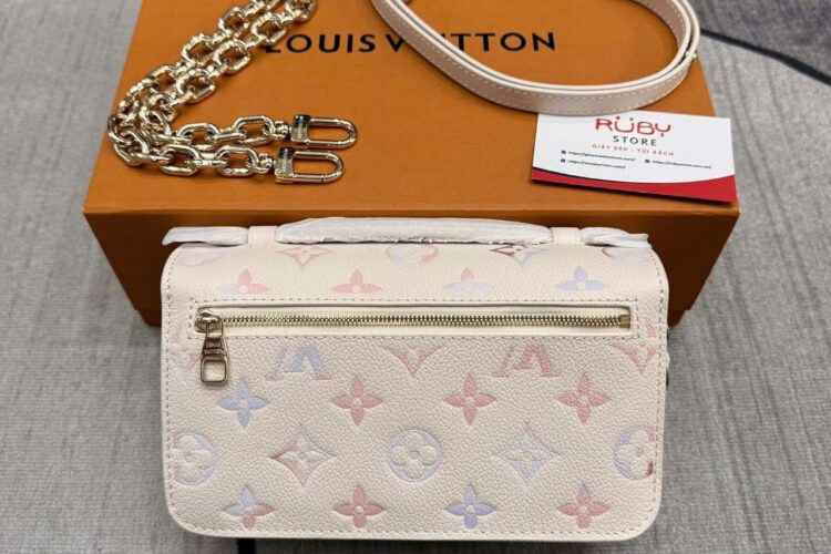Túi LV Pochette Métis East West Monogram Empreinte M25682 Dream Cream