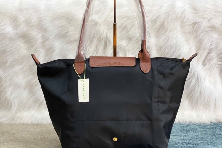 Túi Longchamp Le Pliage Medium Tote Black Bag Màu đen
