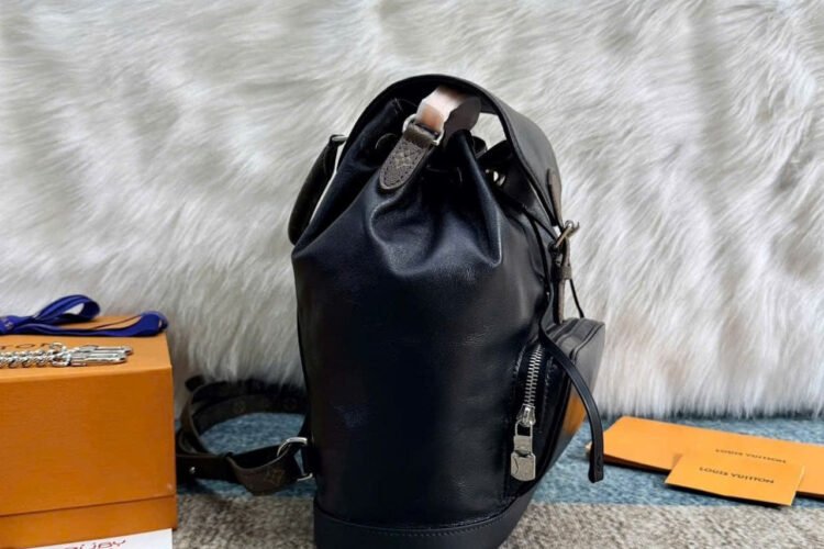 Ba Lô LV Montsouris Vibe PM Black Monogram M12587 Màu đen