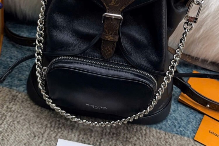 Ba Lô LV Montsouris Vibe PM Black Monogram M12587 Màu đen