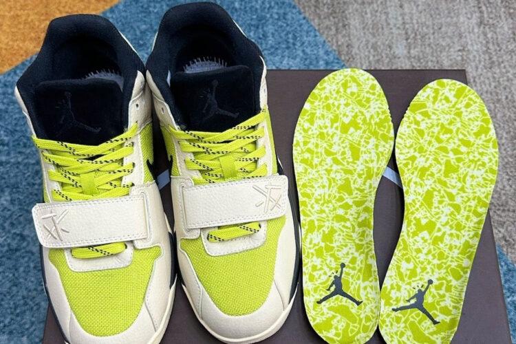 Giày Jordan Jumpman Jack Travis Scott Bright Cactus Màu Kem Xanh đen