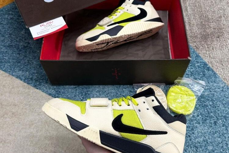 Giày Jordan Jumpman Jack Travis Scott Bright Cactus Màu Kem Xanh đen