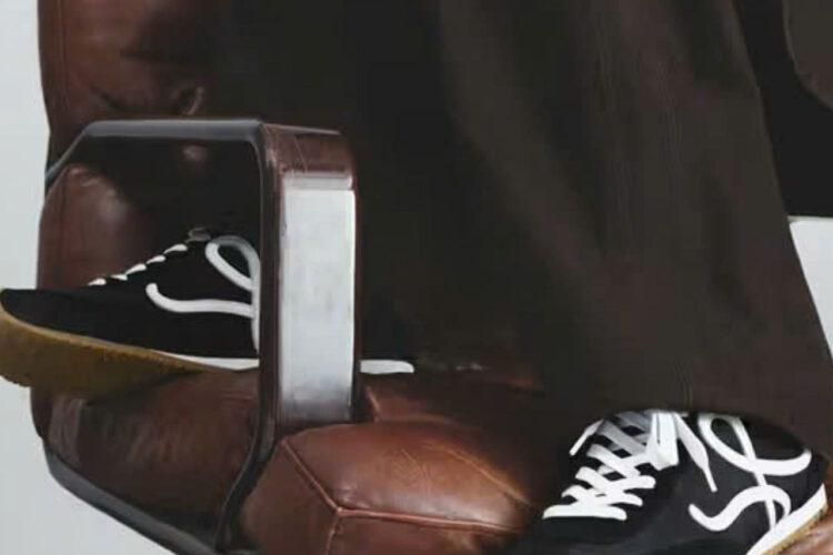 Giày Loewe Ballet Runner 2.0 Black White Đen Trắng