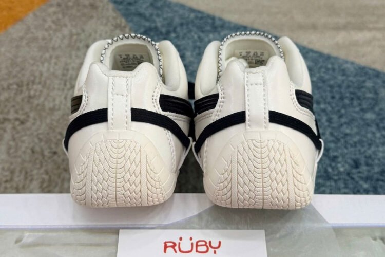 Giày Puma x Rosé Speedcat Leather White Black Trắng Đen