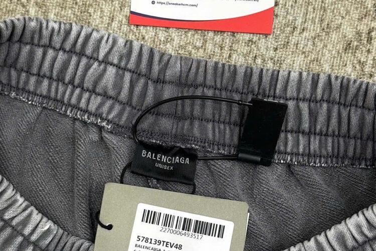 Quần Short Balenciaga Basic Logo Grey Baggy Dirty Fit Màu Xám