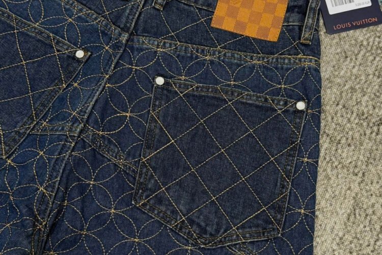 Quần Short LV Pharrell Nigo 2025 Denim Shorts Dandy Monogram