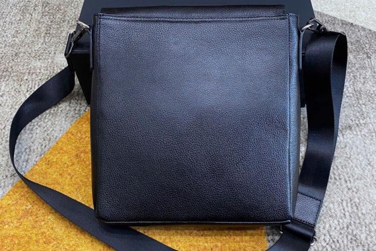 Túi Đeo Chéo RUBY Crossbody Flap Bag Grained Leather Màu Đen