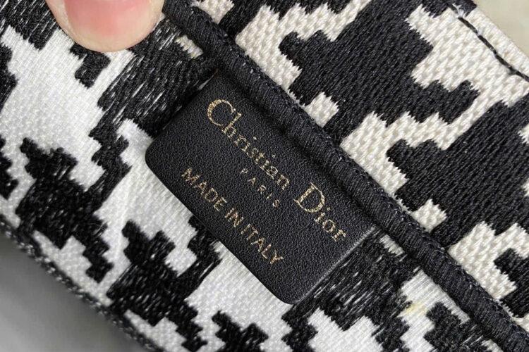 Túi Dior Tote Book Medium Size 36 Black White Marco Houndstooth