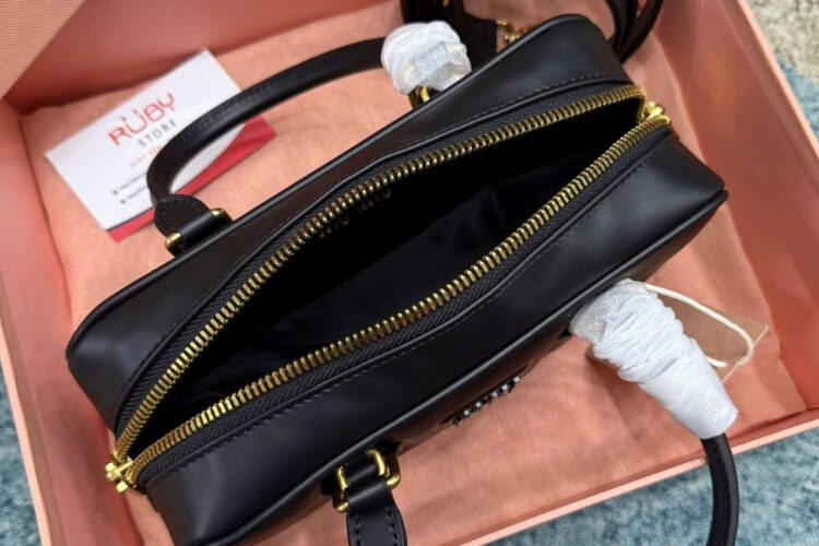 Túi Miu Miu Arcadie Black Leather Regular Bag Size 22 đen