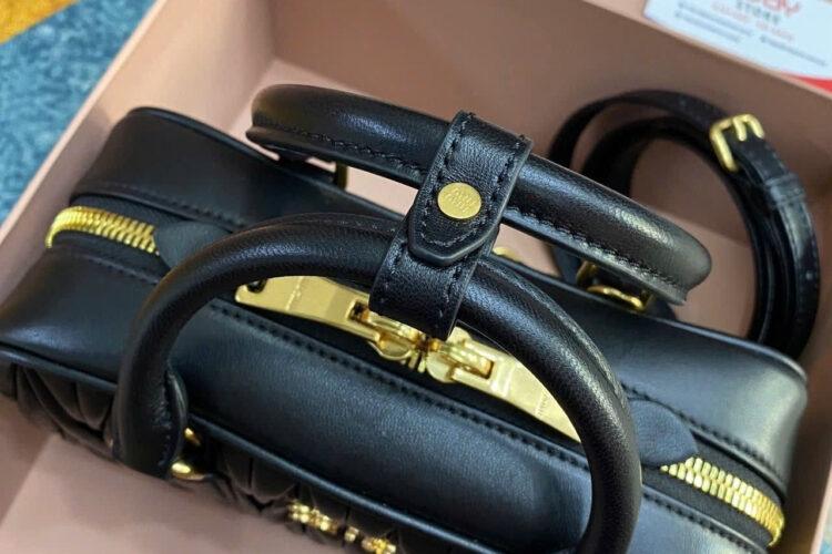Túi Miu Miu Arcadie Matelassé Nappa Black Leather Bag Size 22 đen