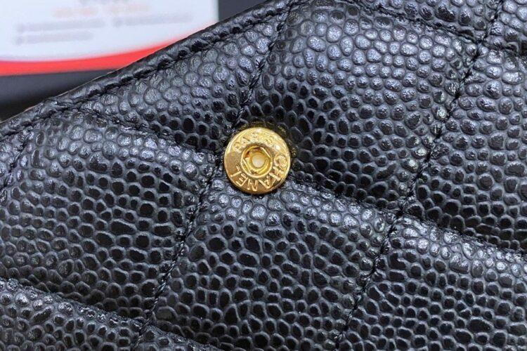 Ví CN Passport Wallet Black Caviar GHW Màu Đen