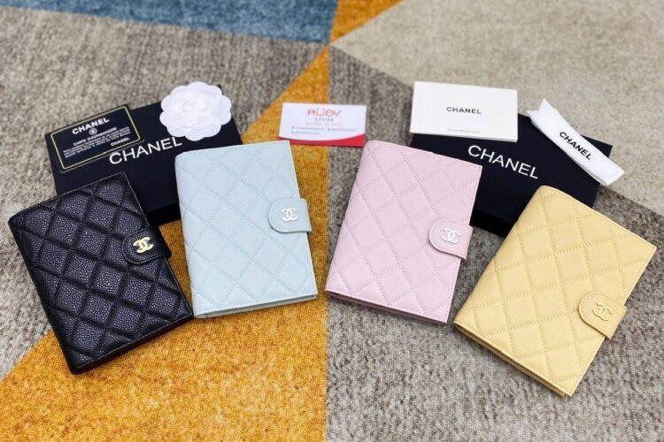 Ví CN Passport Wallet Black Caviar GHW Màu Đen