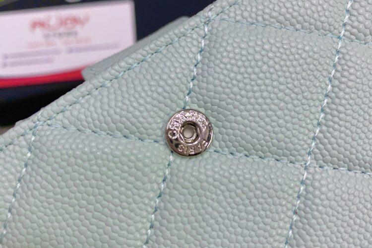 Ví CN Passport Wallet Light Blue Caviar SHW Xanh Nhạt