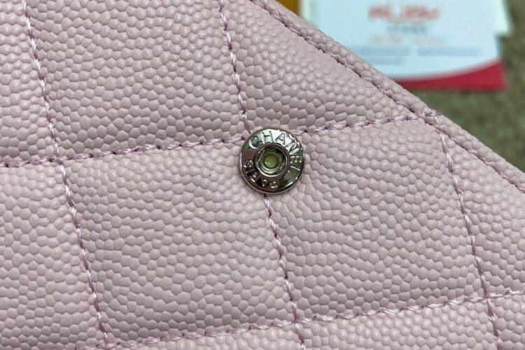 Ví CN Passport Wallet Light Pink Caviar SHW Màu Hồng