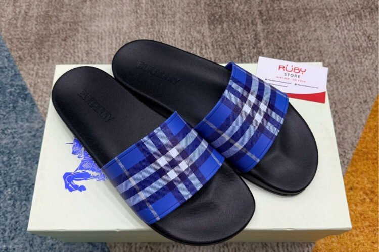 Dép Burberry Check Slides Hyacinth Xanh Dương