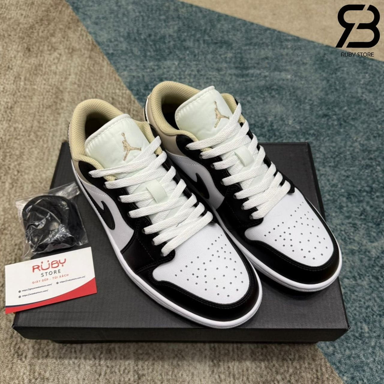 Giày Air Jordan 1 Low Black Toe Rattan Kem Trắng đen