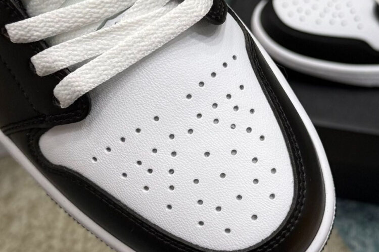 Giày Air Jordan 1 Low Black Toe Rattan Kem Trắng đen