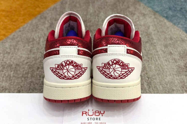 Giày Air Jordan 1 Low Ruby Màu Trắng đỏ
