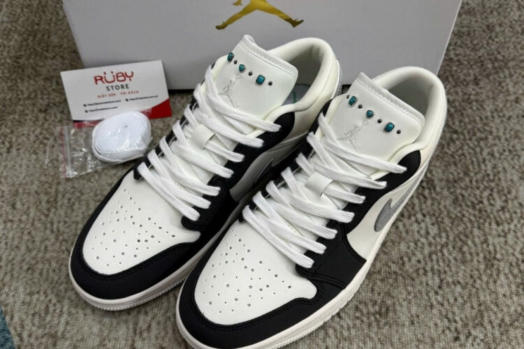 Giày Air Jordan 1 Sail Light Smoke Grey Xám Trắng đen