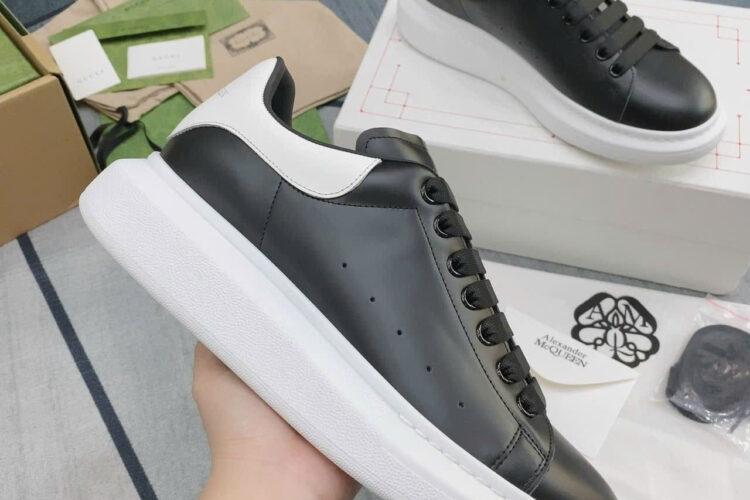 Giày Alexander McQueen Black White Calfskin Màu Đen Trắng