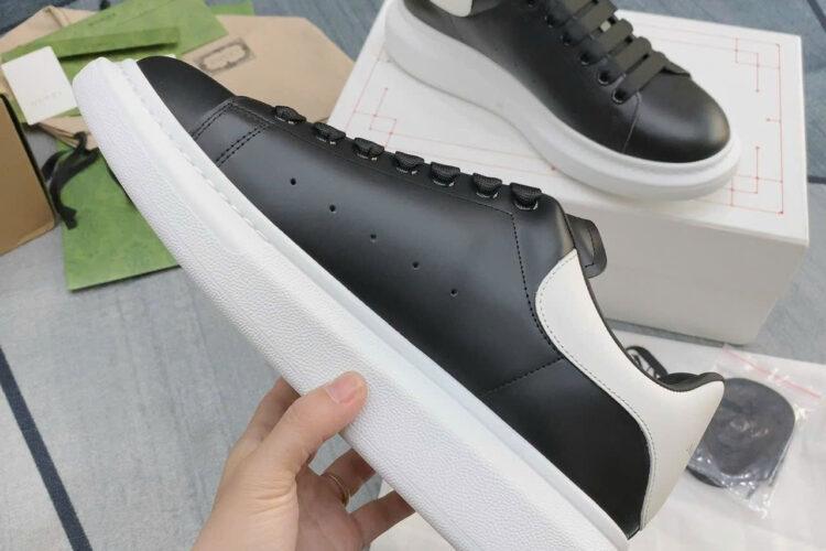 Giày Alexander McQueen Black White Calfskin Màu Đen Trắng