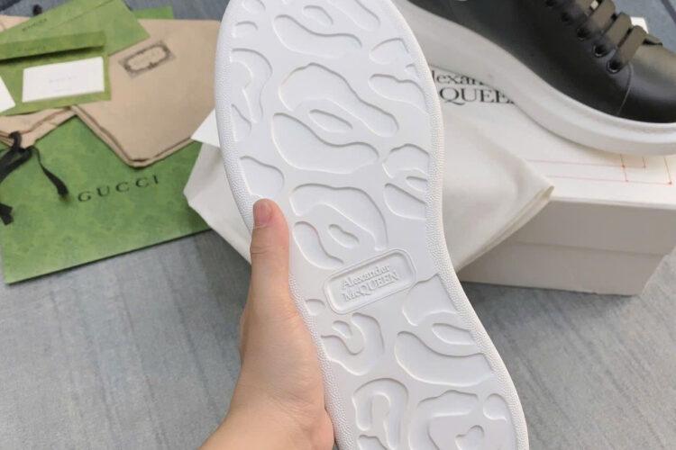 Giày Alexander McQueen Black White Calfskin Màu Đen Trắng