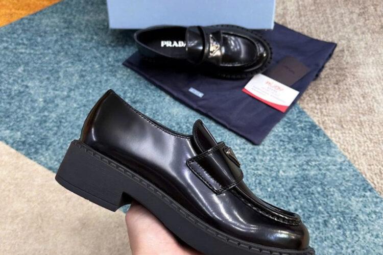 Giày Prada Chocolate Brushed Leather Loafers Black Màu đen