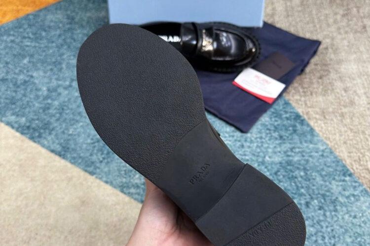 Giày Prada Chocolate Brushed Leather Loafers Black Màu đen