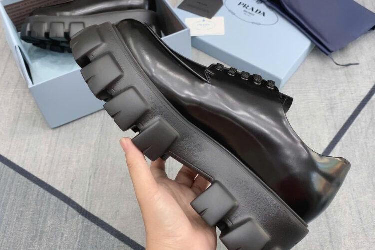 Giày Prada Monolith Brush Leather Lace Up Shoes Black