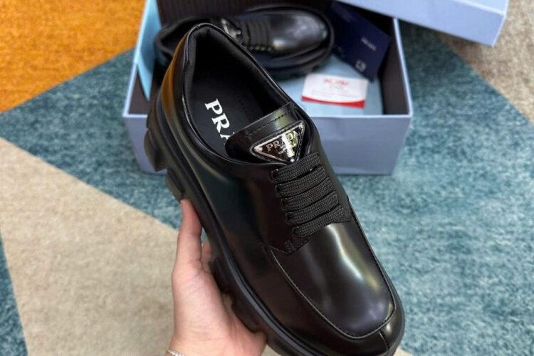 Giày Prada Monolith Brushed Leather Lace Up Loafer Màu Đen