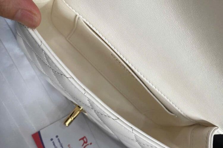 Túi CN 24SS Mini Flap Bag Top Handle White Lambskin GHW