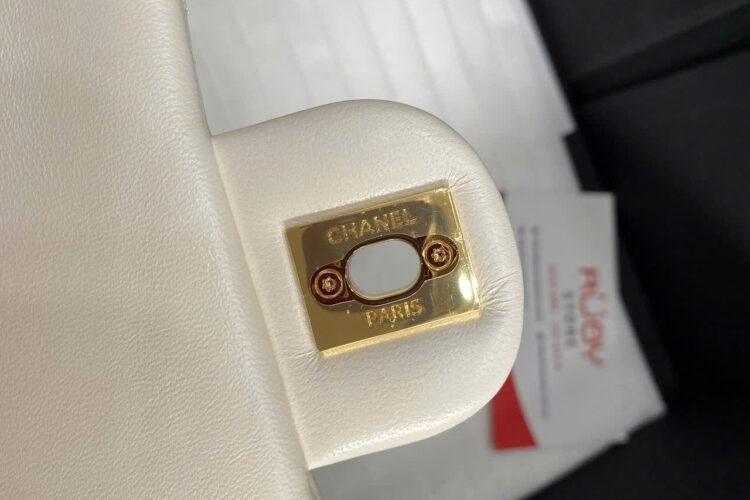 Túi CN 24SS Mini Flap Bag Top Handle White Lambskin GHW
