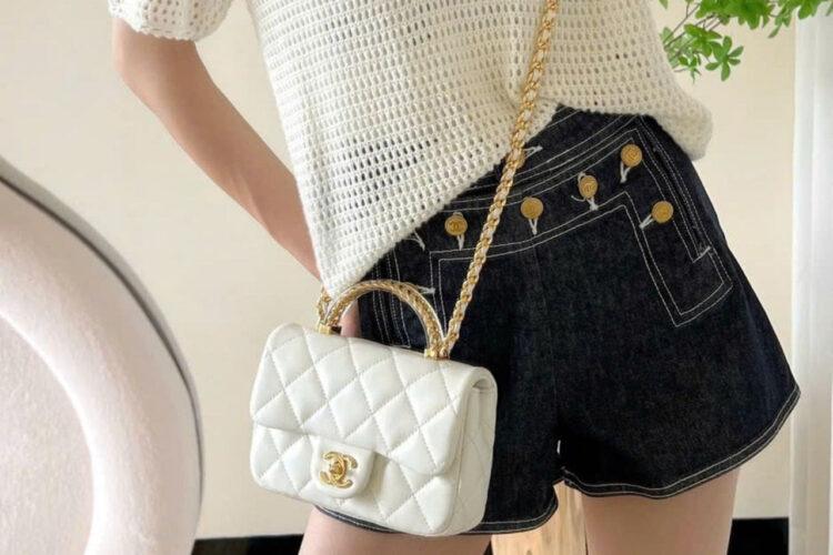 Túi CN 24SS Mini Flap Bag Top Handle White Lambskin GHW