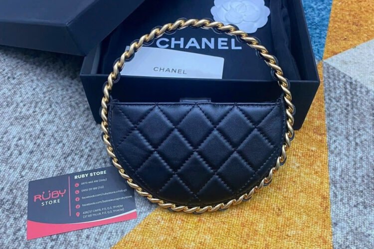 Túi CN Pouch Round Black Lambskin Màu Đen