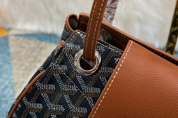 Túi Goyard Rouette Souple Black Goyardine Tan Calfskin PM Bag Size 31CM