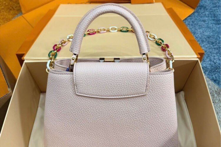 Túi LV Capucines BB Jasmine Pink Taurillon M21643 Màu Hồng nhạt