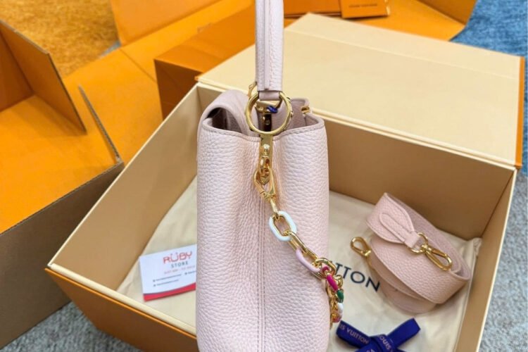 Túi LV Capucines BB Jasmine Pink Taurillon M21643 Màu Hồng nhạt