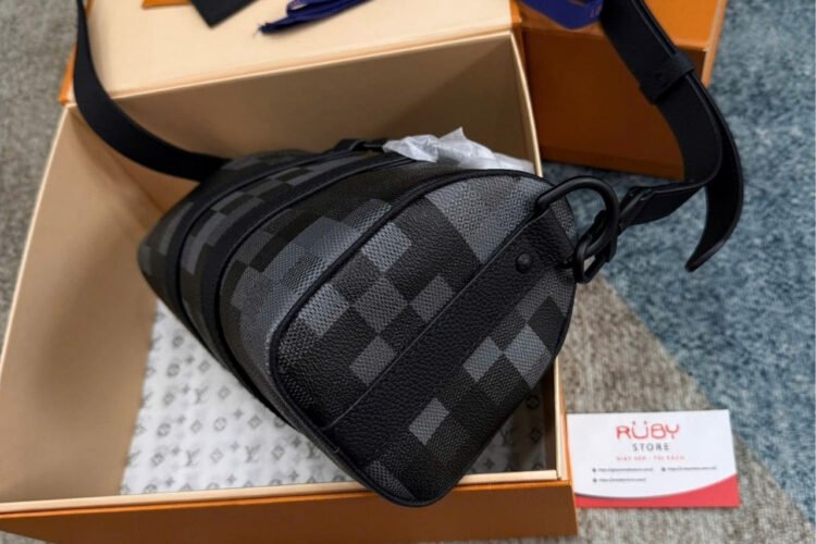 Túi LV Keepall Bandoulière 25 Damoflage Black Canvas M14919 Xám đen