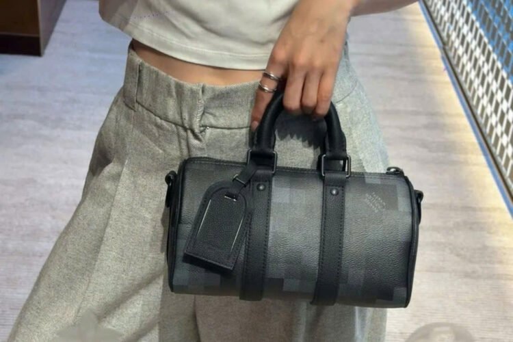 Túi LV Keepall Bandoulière 25 Damoflage Black Canvas M14919 Xám đen