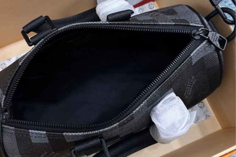 Túi LV Keepall Bandoulière 25 Damoflage Black Canvas M14919 Xám đen