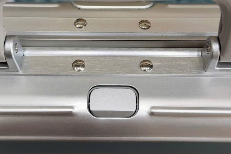 Túi Rimowa Original Aluminium Cross-Body Bag 19 Silver Màu Bạc