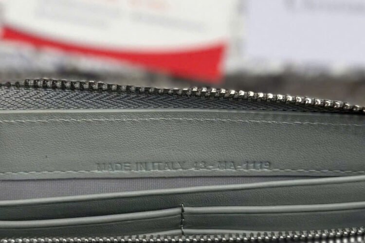 Ví Dior Zipped Long Wallet Gray Diamond Canvas Màu Xám
