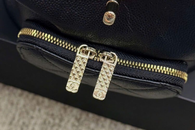 Ba Lô CN Business Affinity Backpack Mini Black Caviar GHW đen