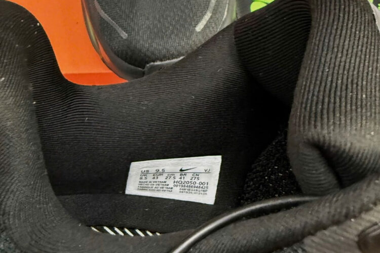 Giày Nike Vomero Premium Road Running Shoes đen Xanh Lá
